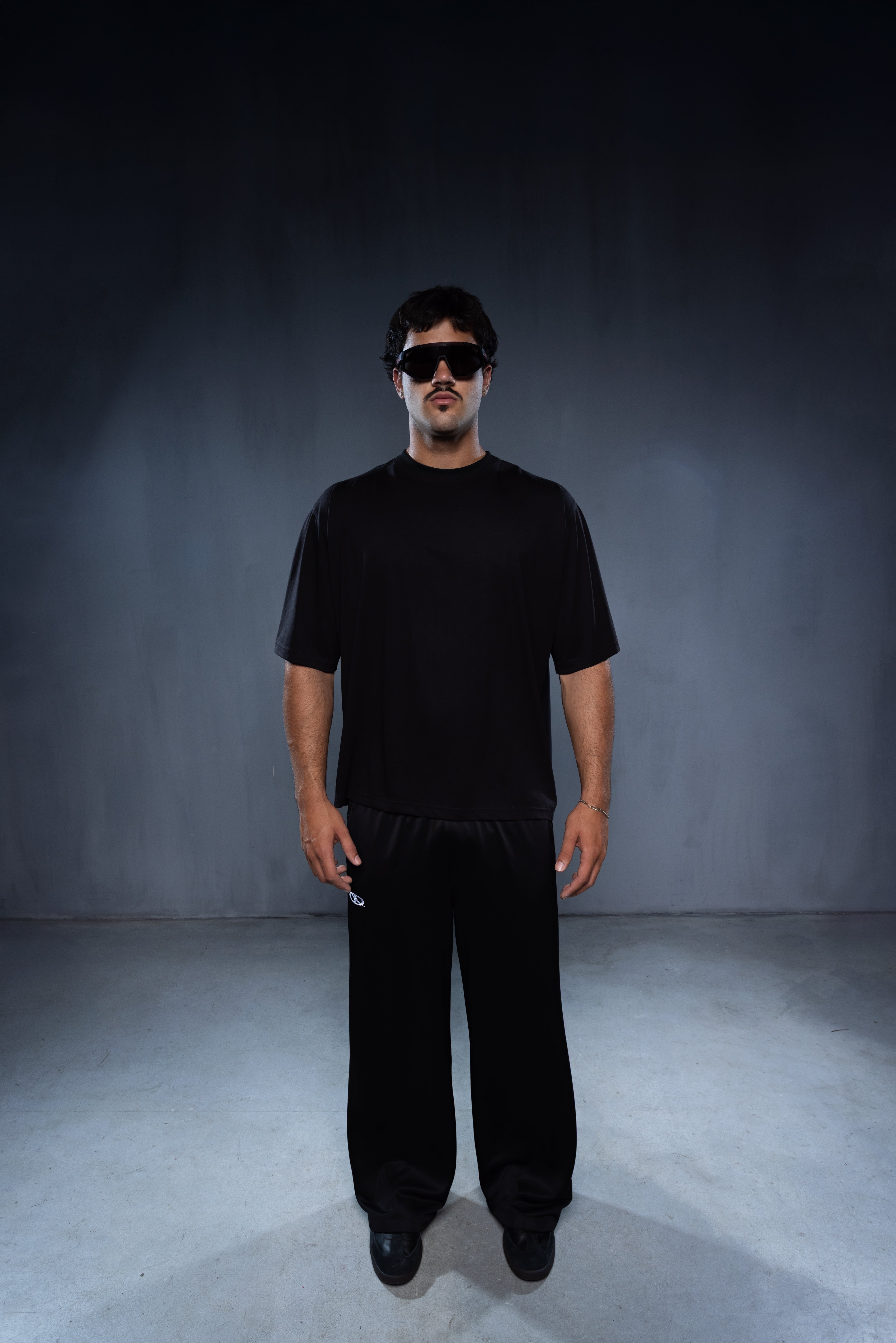 FLOW SWEATS