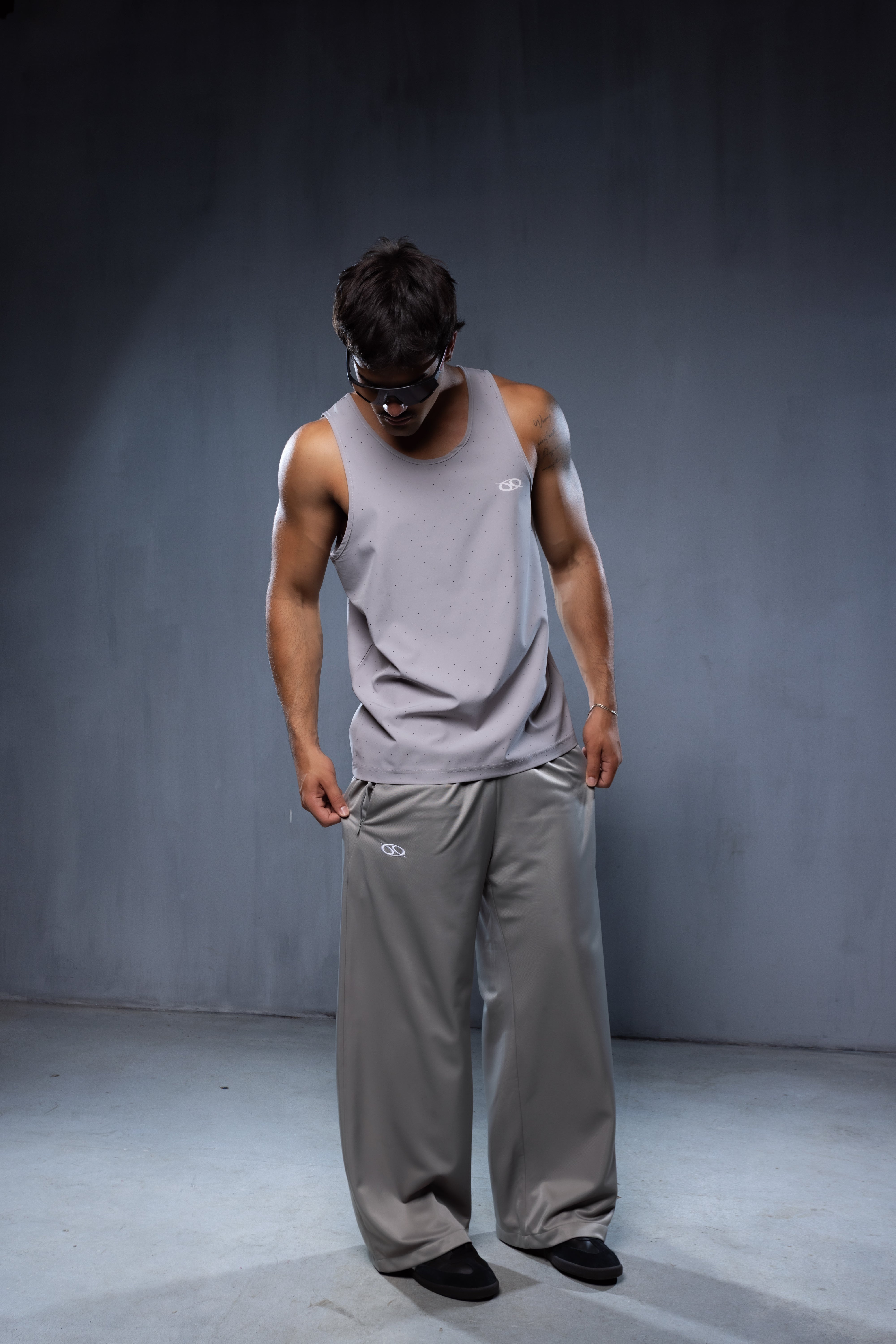 FLOW SWEATS