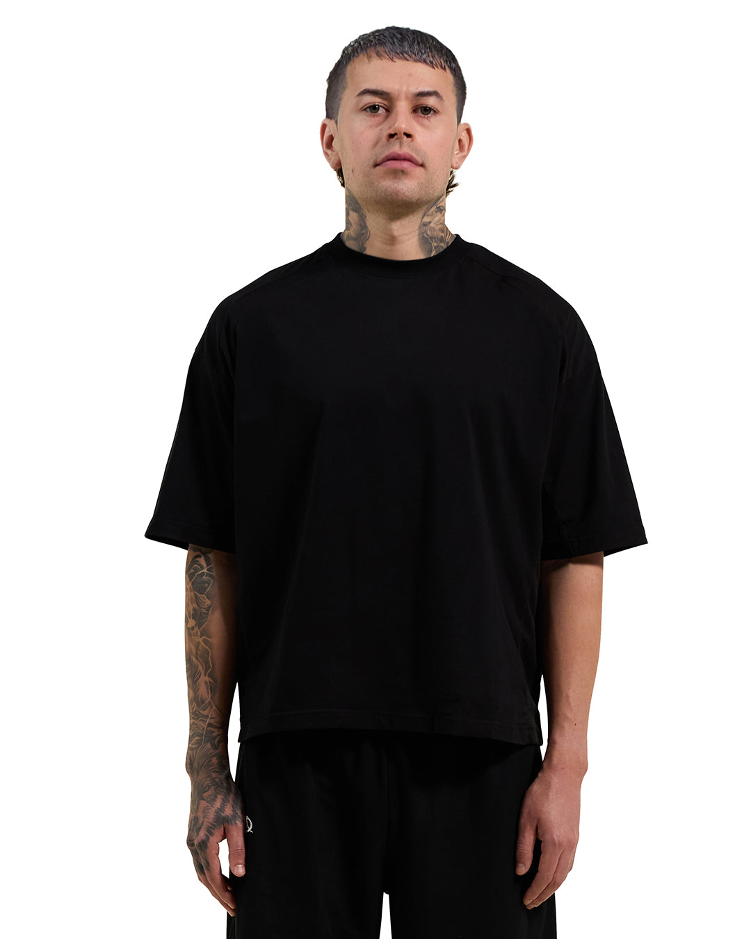 Onyx Signature Tee